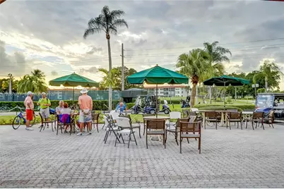 8941 S Hollybrook Blvd #202, Pembroke Pines, FL 33025 - Photo 35