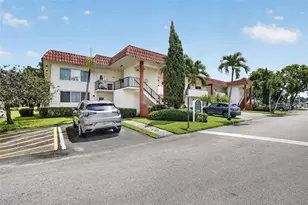8941 S Hollybrook Blvd, Pembroke Pines, FL 33025 - Photo 29