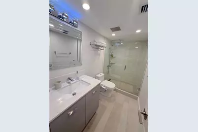 5555 Collins Ave #12C, Miami Beach, FL 33140 - Photo 17