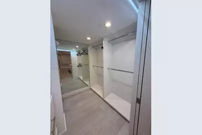5555 Collins Ave #12C, Miami Beach, FL 33140 - Photo 23