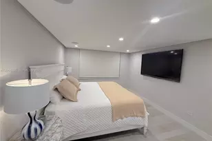5555 Collins Ave, Miami Beach, FL 33140 - Photo 21