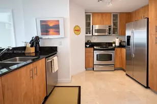 7900 Harbor Island Dr, North Bay Village, FL 33141 - Photo 11
