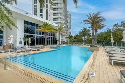 16385 Biscayne Blvd #2904, North Miami Beach, FL 33160 - Photo 27