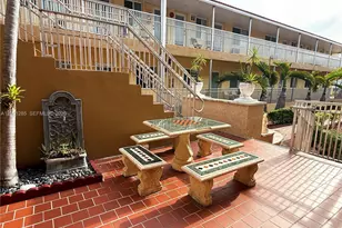 7400 Harding Ave, Miami Beach, FL 33141 - Photo 17