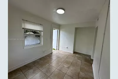 728 SW 6th St #2, Dania Beach, FL 33004 - Photo 7