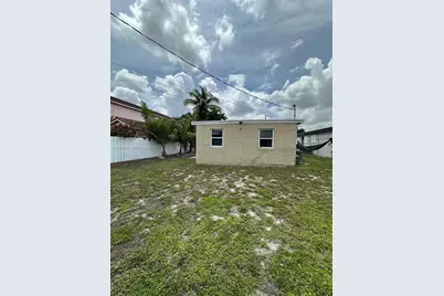 728 SW 6th St #2, Dania Beach, FL 33004 - Photo 25