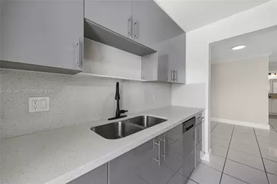 5450 Hollywood Blvd #107, Hollywood, FL 33021 - Photo 3