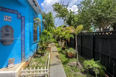 706 S 19th Ave, Hollywood, FL 33020 - Photo 3