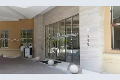 999 SW 1st Ave #2510, Miami, FL 33130 - Photo 19