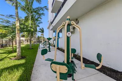 4 N Federal Hwy #134, Dania Beach, FL 33004 - Photo 27