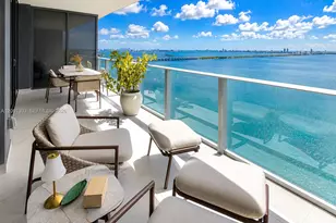 700 NE 24th St, Miami, FL 33137 - Photo 1