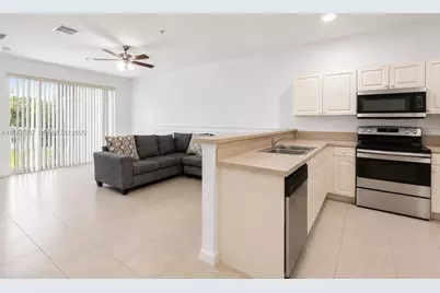1925 Marsh Harbor Dr #204, Riviera Beach, FL 33404 - Photo 3