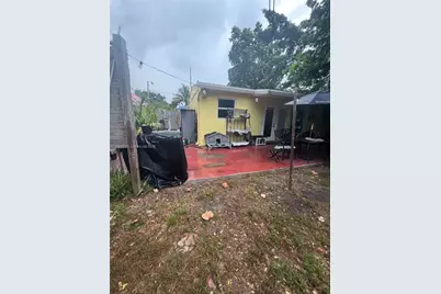 240 NE 23rd Ct, Pompano Beach, FL 33060 - Photo 27