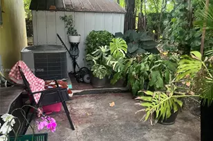 240 NE 23rd Ct, Pompano Beach, FL 33060 - Photo 25