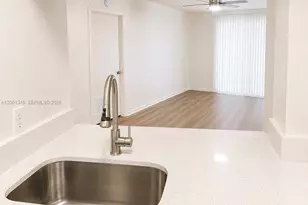 102 SW 6th Ave, Miami, FL 33130 - Photo 3