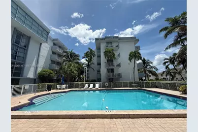 1801 S Treasure Dr #115, North Bay Village, FL 33141 - Photo 7