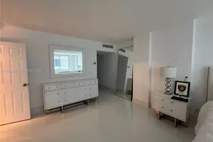 5401 Collins Ave, Miami Beach, FL 33140 - Photo 5