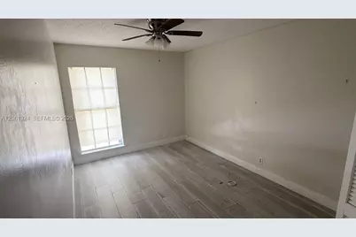 11858 E Brier Patch Ct E, Wellington, FL 33414 - Photo 7