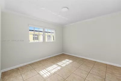 5420 Hollywood Blvd #202, Hollywood, FL 33021 - Photo 13