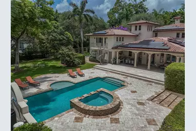 9501 Kerwood Ct, Coral Gables, FL 33156 - Photo 5