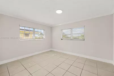 5420 Hollywood Blvd #203, Hollywood, FL 33021 - Photo 17