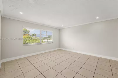 5420 Hollywood Blvd #203, Hollywood, FL 33021 - Photo 9