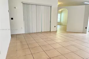 1721 SE 17th Ave, Homestead, FL 33035 - Photo 5