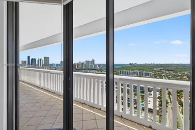 2000 Island Blvd #3008, Aventura, FL 33160 - Photo 19