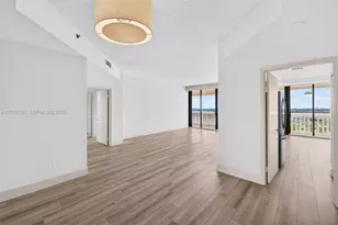 2000 Island Blvd, Aventura, FL 33160 - Photo 13