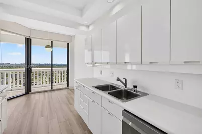 2000 Island Blvd #3008, Aventura, FL 33160 - Photo 15