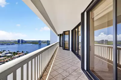2000 Island Blvd #3008, Aventura, FL 33160 - Photo 9