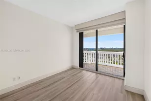 2000 Island Blvd, Aventura, FL 33160 - Photo 33