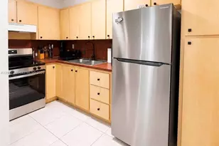 1525 NW 19th Terrace, Miami, FL 33125 - Photo 3