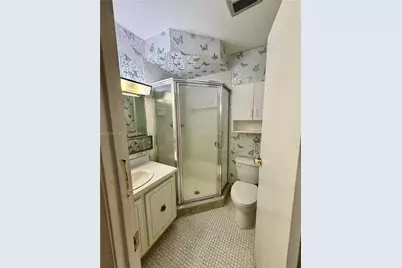 5001 NW 34th St #102, Lauderdale Lakes, FL 33319 - Photo 9