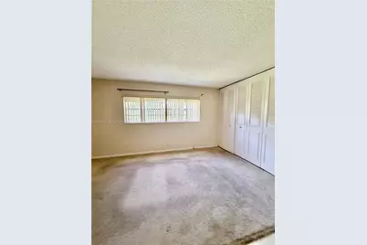 5001 NW 34th St #102, Lauderdale Lakes, FL 33319 - Photo 7
