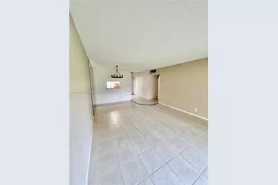 5001 NW 34th St #102, Lauderdale Lakes, FL 33319 - Photo 3