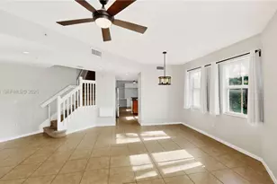 11401 NW 89th St, Doral, FL 33178 - Photo 9