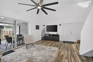 9381 NW 35th Pl, Sunrise, FL 33351 - Photo 9