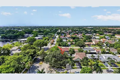 9381 NW 35th Pl, Sunrise, FL 33351 - Photo 45