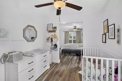 9381 NW 35th Pl, Sunrise, FL 33351 - Photo 27