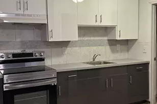 236 NW 9th Ave, South Bay, FL 33493 - Photo 3
