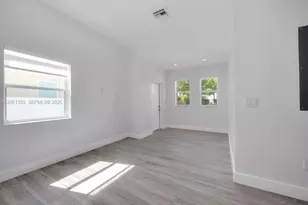 2426 SW 25th St, Miami, FL 33133 - Photo 7