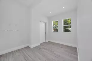 2426 SW 25th St, Miami, FL 33133 - Photo 5