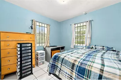 2439 Mayo St, Hollywood, FL 33020 - Photo 13