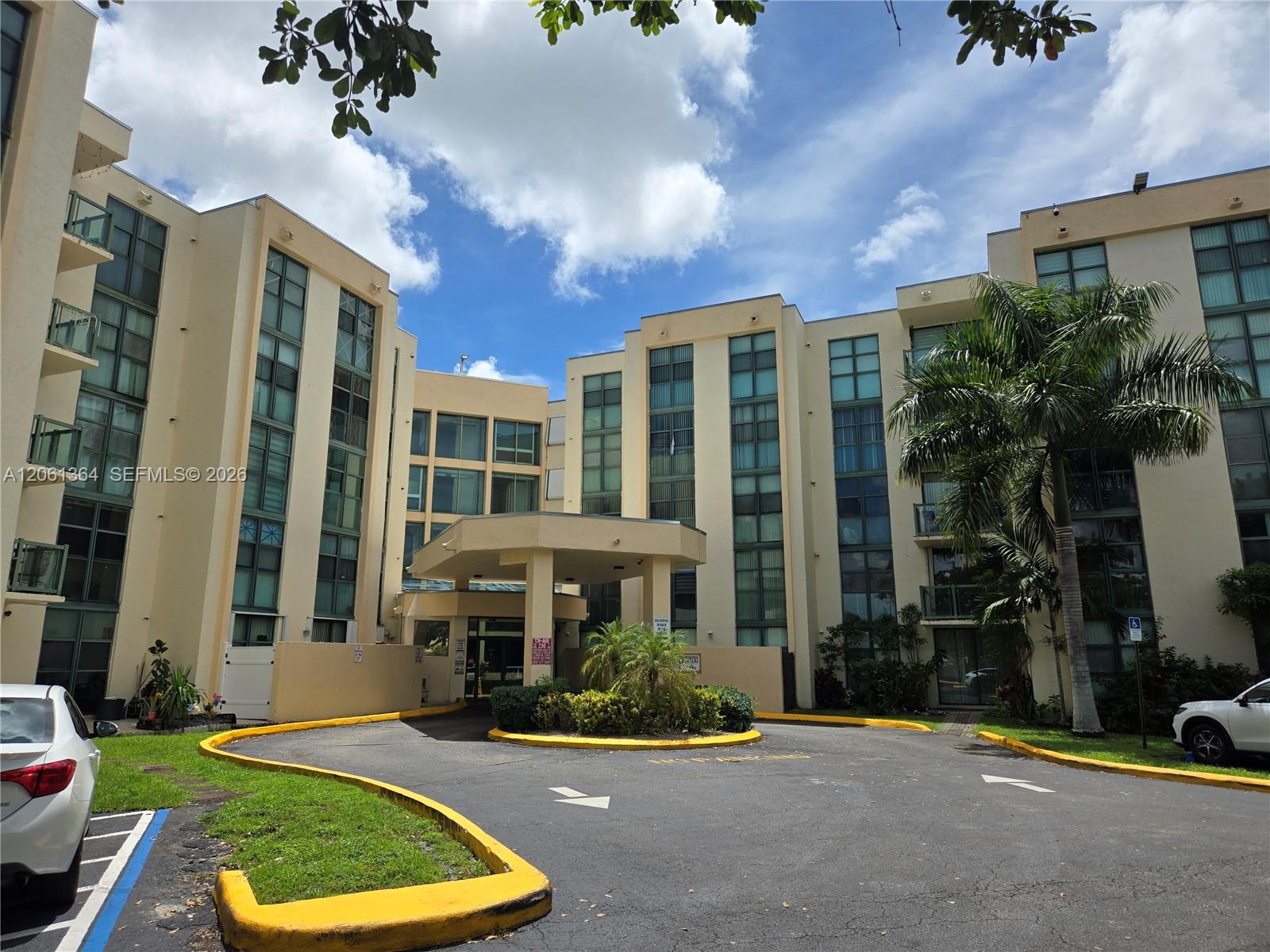 2075 SW 122nd Ave #331 - 2075 SW 122nd Ave #331, Miami, FL 33175 Luxury Property | Jose Angel Pina