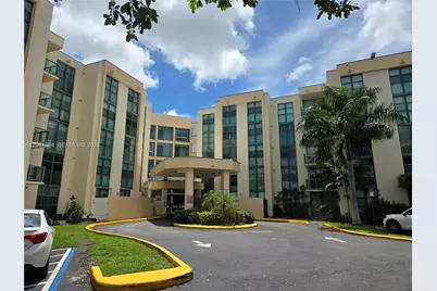 2075 SW 122nd Ave #331, Miami, FL 33175 - Photo 1