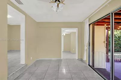 1015 Cortez St, Coral Gables, FL 33134 - Photo 19