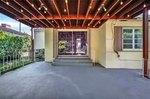 1015 Cortez St, Coral Gables, FL 33134 - Photo 37