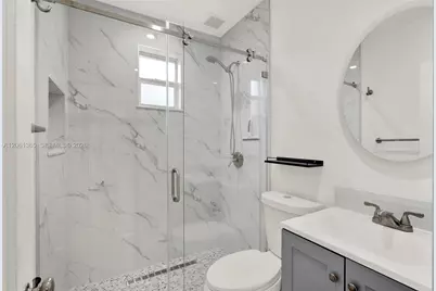 1015 Cortez St, Coral Gables, FL 33134 - Photo 17
