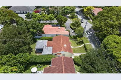 1015 Cortez St, Coral Gables, FL 33134 - Photo 63